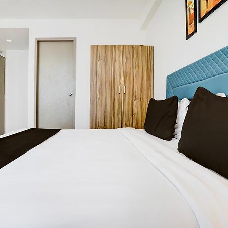 Super Collection O Vesu Surat Formerly Hotel Signature Εξωτερικό φωτογραφία