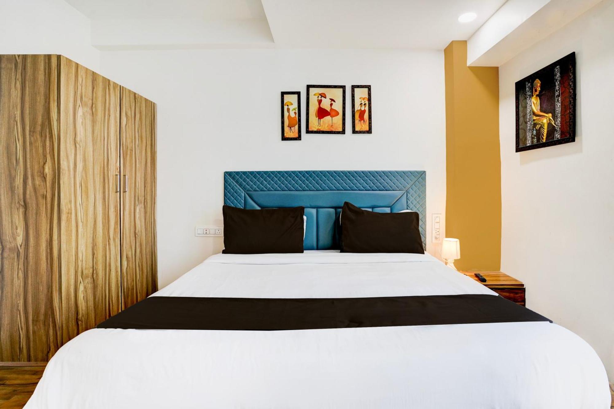 Super Collection O Vesu Surat Formerly Hotel Signature Εξωτερικό φωτογραφία