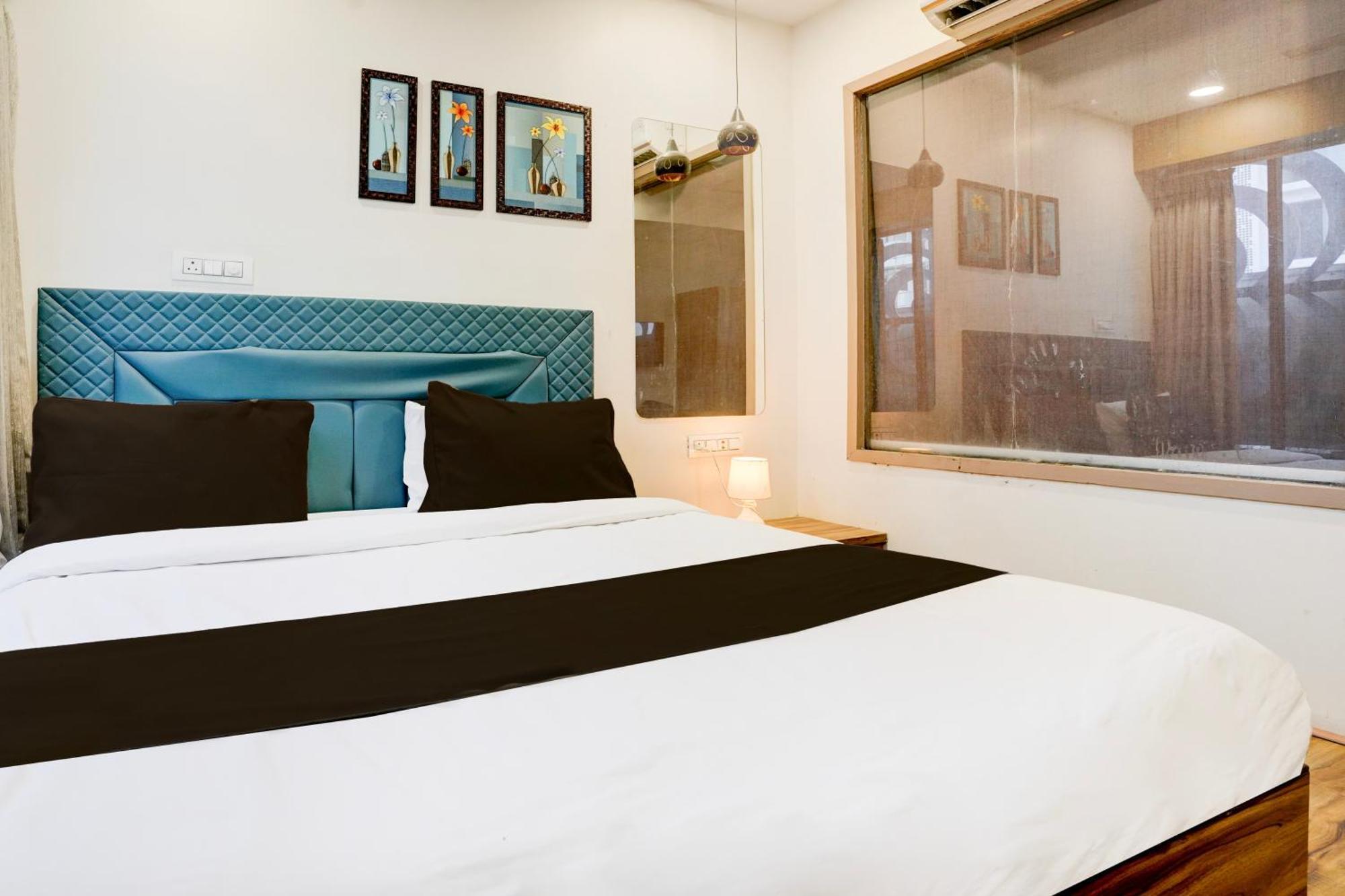 Super Collection O Vesu Surat Formerly Hotel Signature Εξωτερικό φωτογραφία
